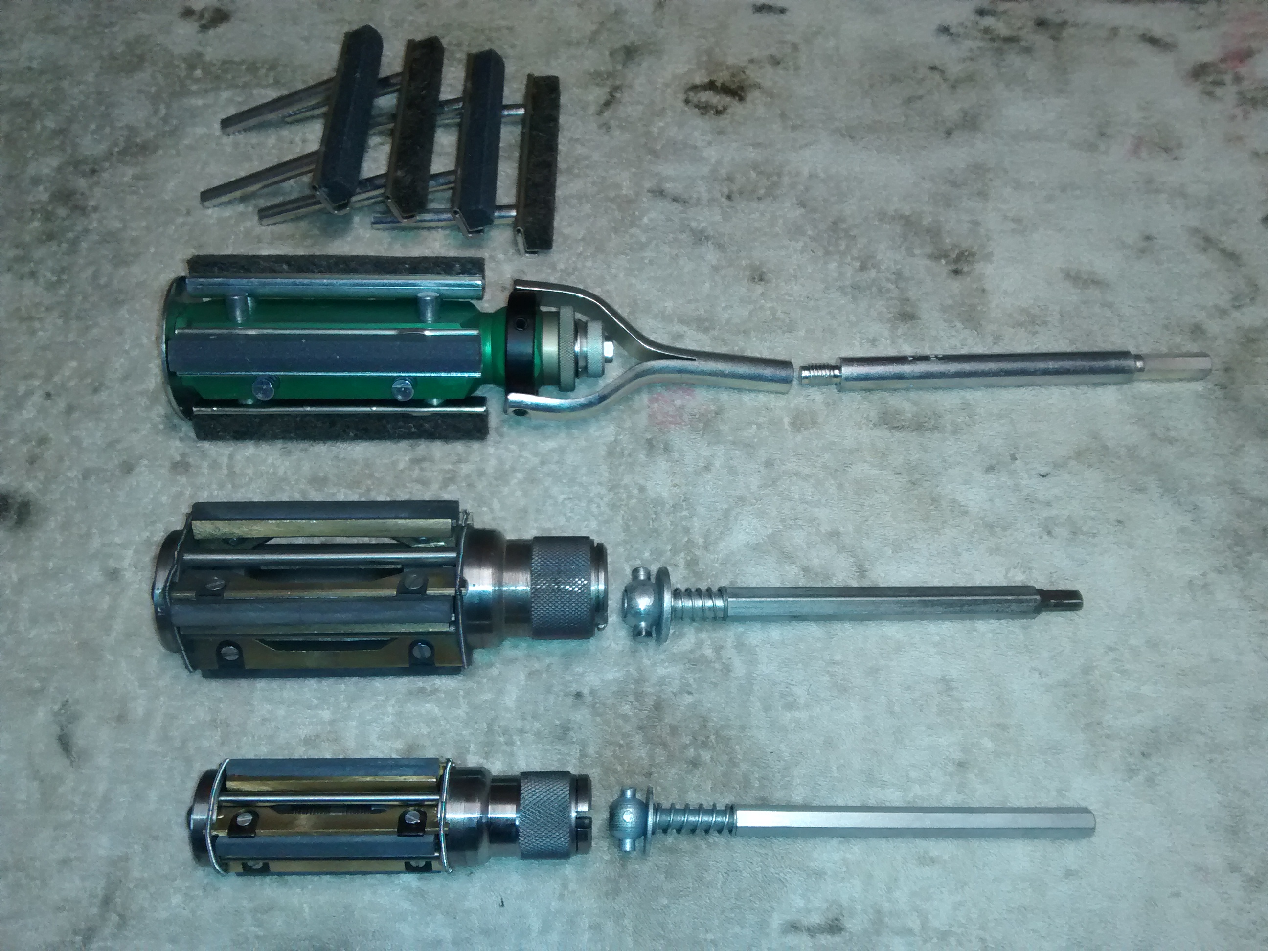 Bob's Boring + honing services afors advert No44996